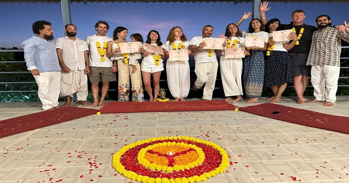 Reconnect with Yourself at a Goa Yoga Retreat